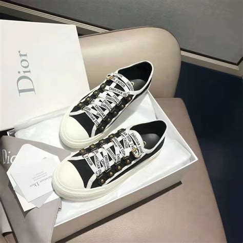 women's dior sneakers|Meer.